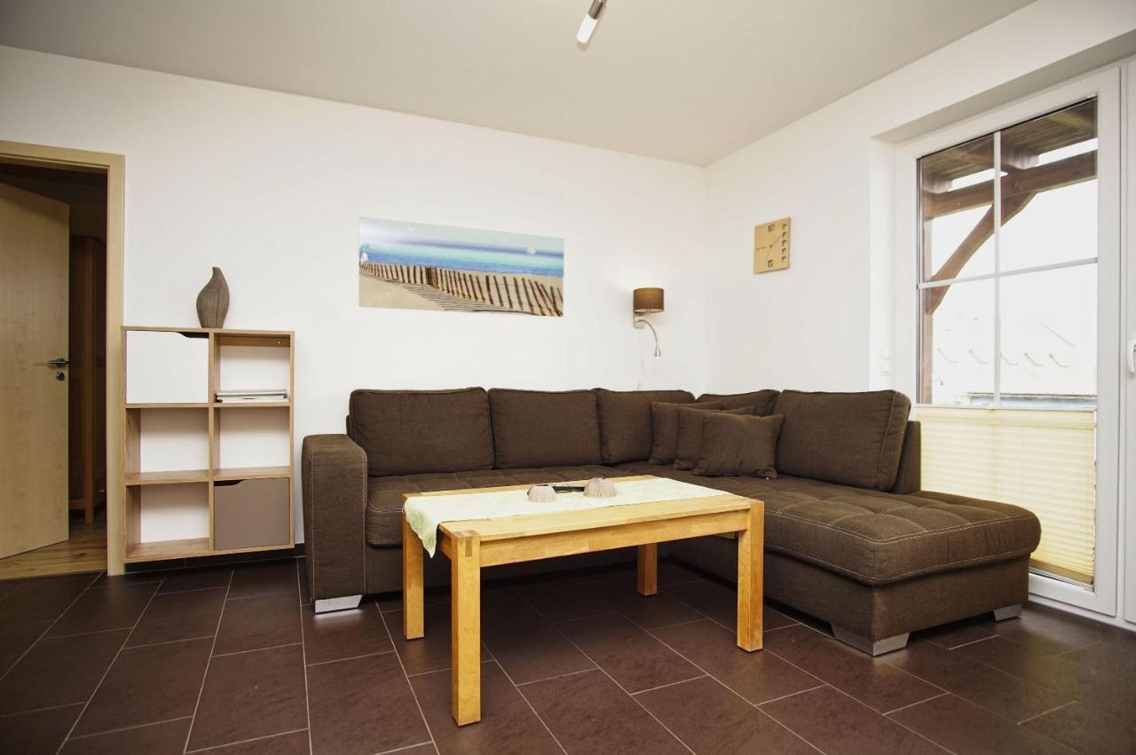 Schicke Fewo Mit Terrasse, Gratis Nutzung Vom Ahoi Erlebnisbad Und Sauna In Sellin - Haus De Niege Wech Fewo 02 티소브 외부 사진