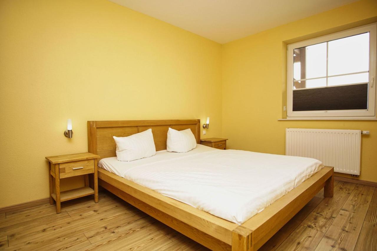 Schicke Fewo Mit Terrasse, Gratis Nutzung Vom Ahoi Erlebnisbad Und Sauna In Sellin - Haus De Niege Wech Fewo 02 티소브 외부 사진